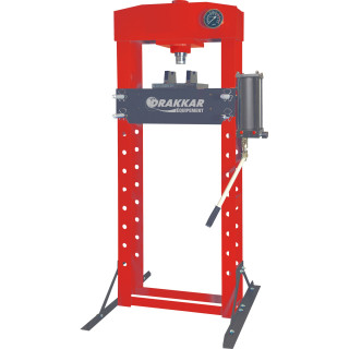 Presse d'atelier manuelle 30 tonnes bâti soudé - Drakkar Equipement