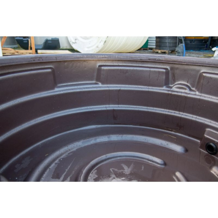 bac à eau ovale premium 900L